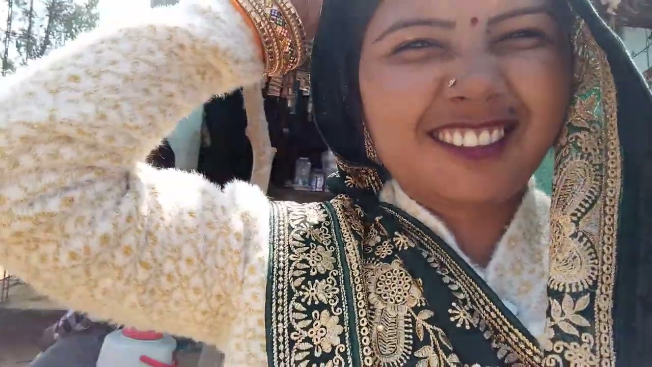 Rachna kushvaha Se milane Aaye The vah kannoj# #viral #block #video# trending
