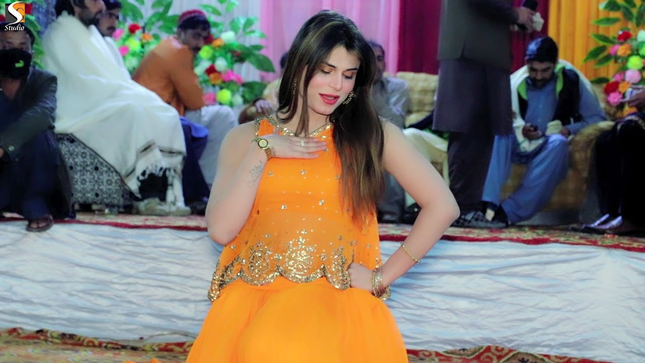 Dhola Main Tenu Kinwe Samjhawa , Wania Butt Dance Performance 2022