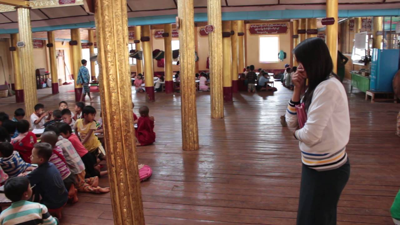 200 kids learning together only in Myanmar (Primary school)