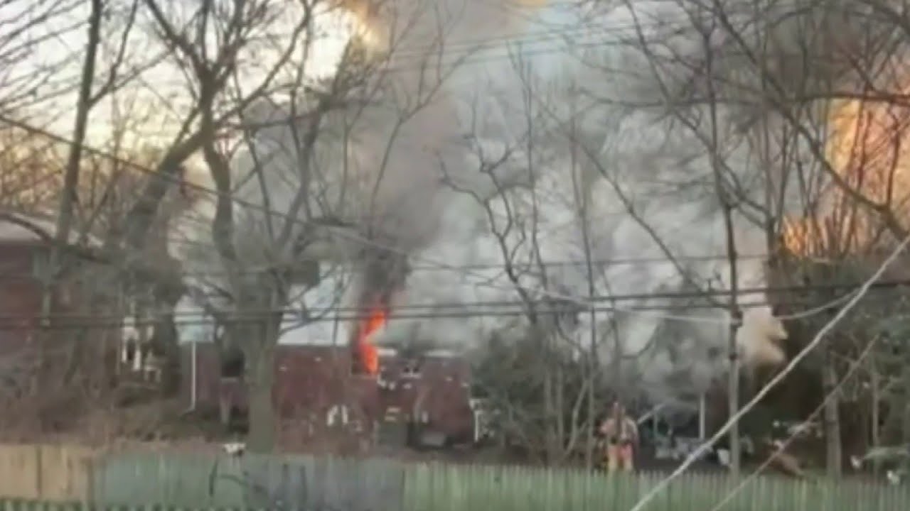 Grosse Pointe Woods home collapses after catching fire