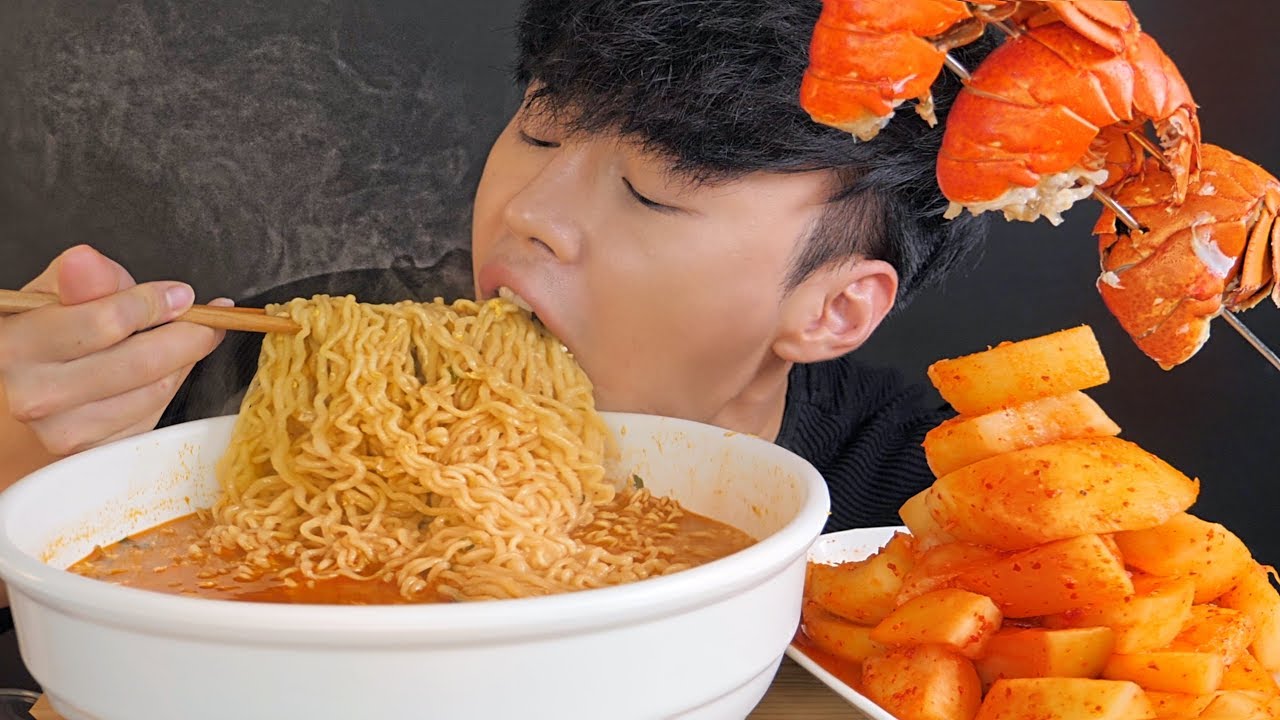 랍스터 참깨라면 5봉지 + 석박지 리얼사운드 먹방 - ASMR korean noodles + kimchi social eating Mukbang