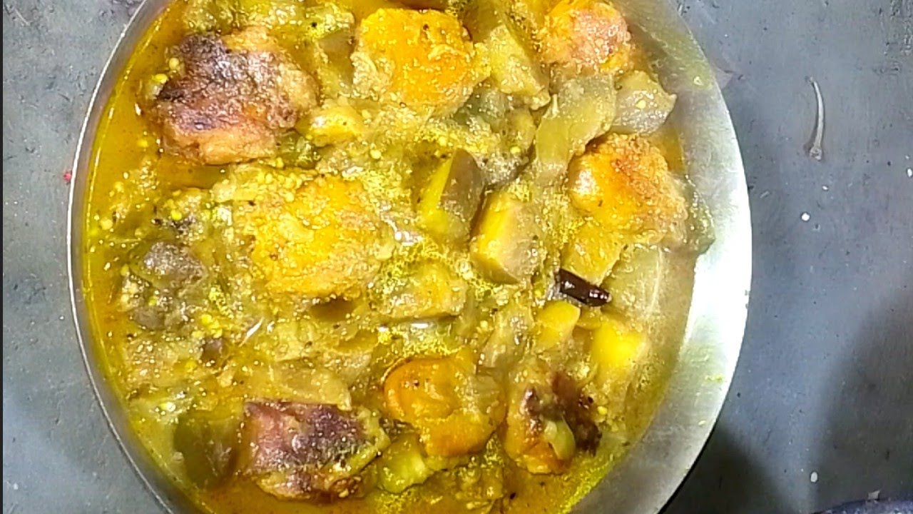 দারুন মজার স্বাদের বেগুন দিয়ে বড়ার ঝোল রান্না রেসিপি। । Begun and borar jhol ranna recipe 👍❤️🤤🔥.