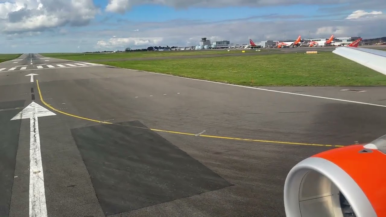EasyJet A320 G-EZTL Takeoff Bristol