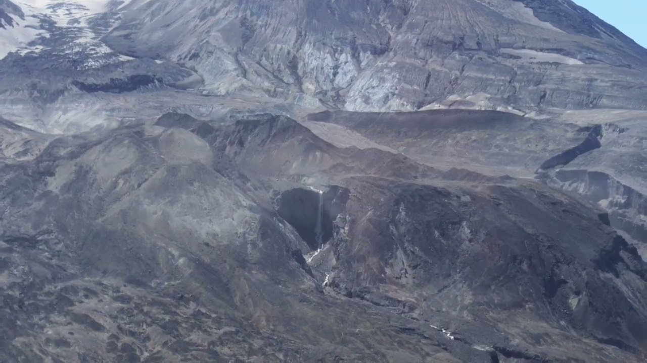 Mount St  Helen's 2010