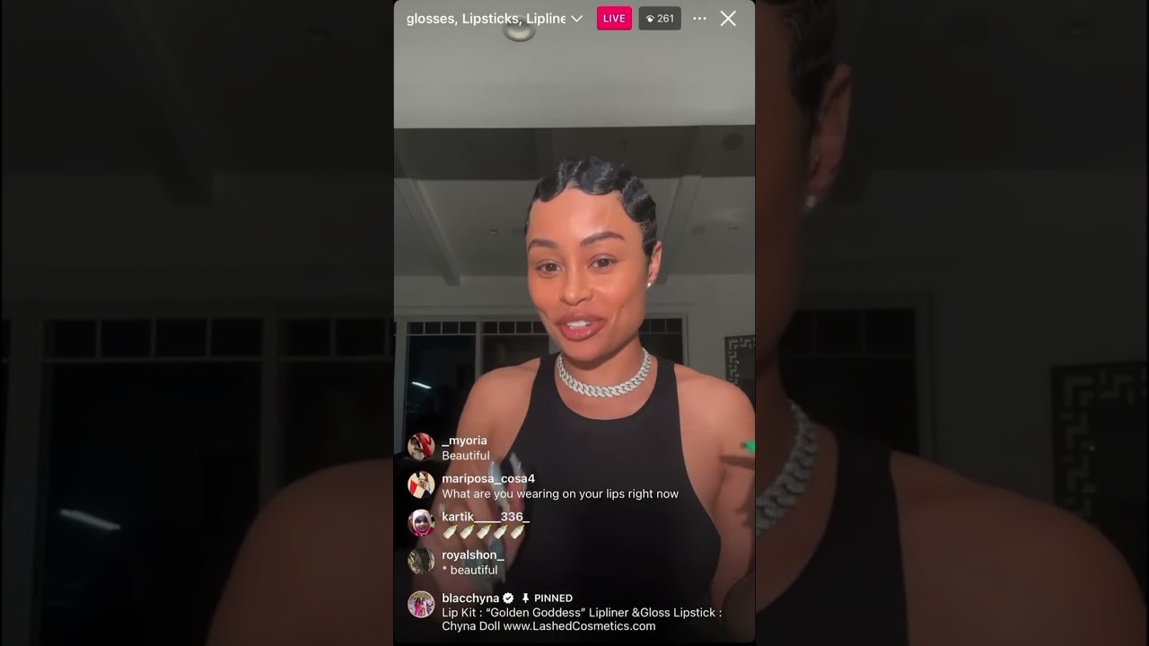 Blac Chyna Instagram Live : Trying On Her Lipglosses, Lipsticks & Lipliners 💋💄