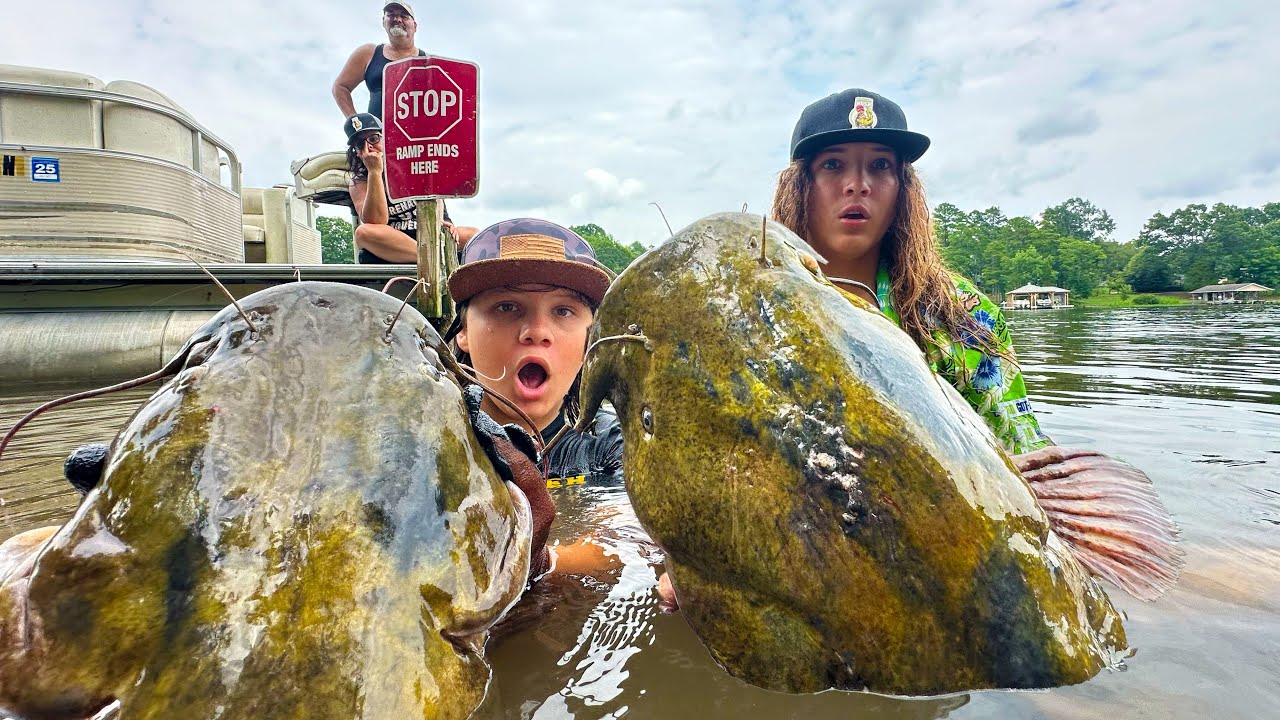 VIRGINIA NEARLY KILLED PHIERCE! NOODLING FLATHEADS in a TRICKY STATE!