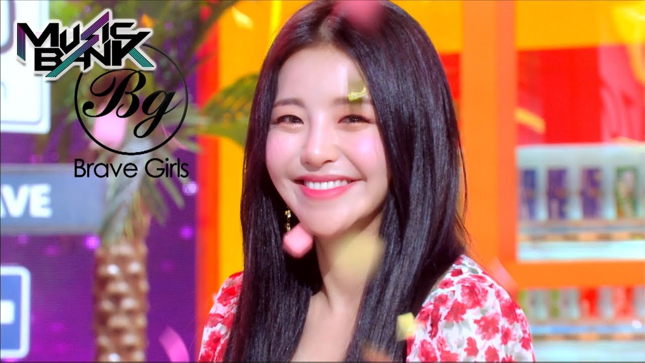 Brave Girls(브레이브걸스) - Chi Mat Ba Ram(치맛바람) (Music Bank) | KBS WORLD TV 210618