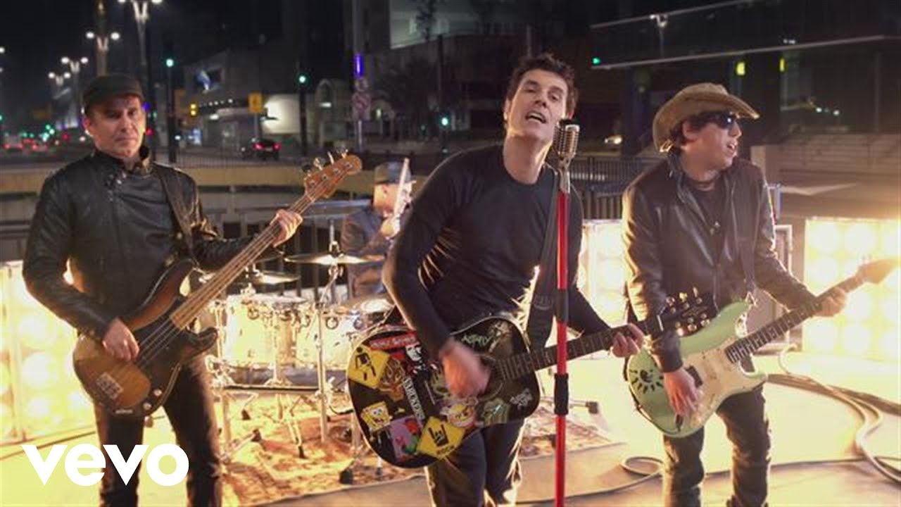 Capital Inicial - Melhor do Que Ontem (Videoclipe)