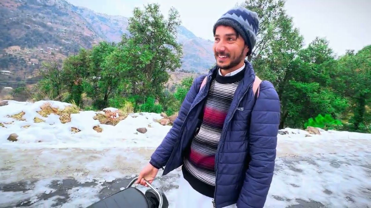 First Time Bike Ride in Snow | Barf Mein Adventure Ride
