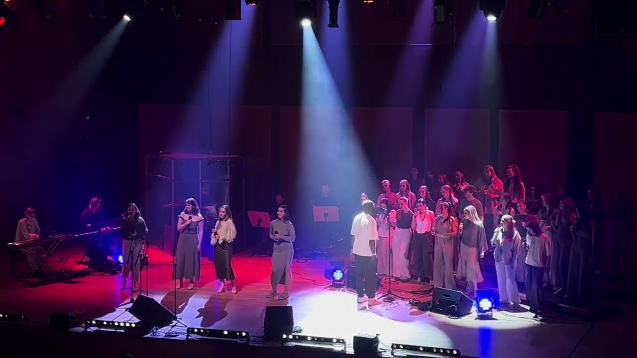 No One - Dr. Brian Fentress & AMUZ Ł&oacute;dź Gospel Choir 