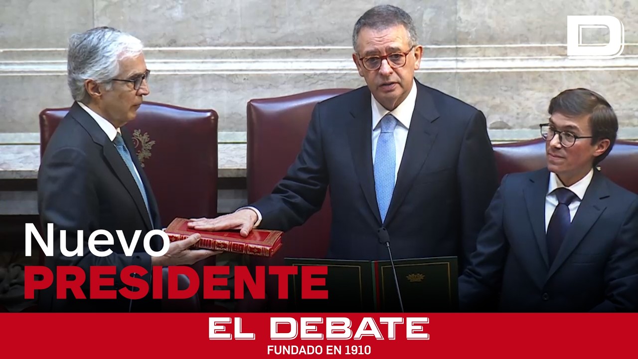 Seguro jura el cargo sobre la Constitución y promete ser el presidente de todos los portugueses