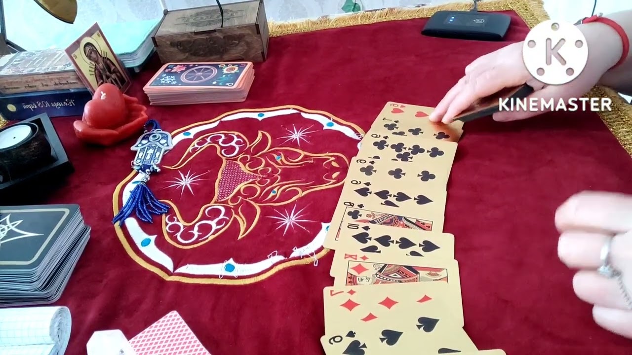 Крестовый король♣️. Кого он любит?