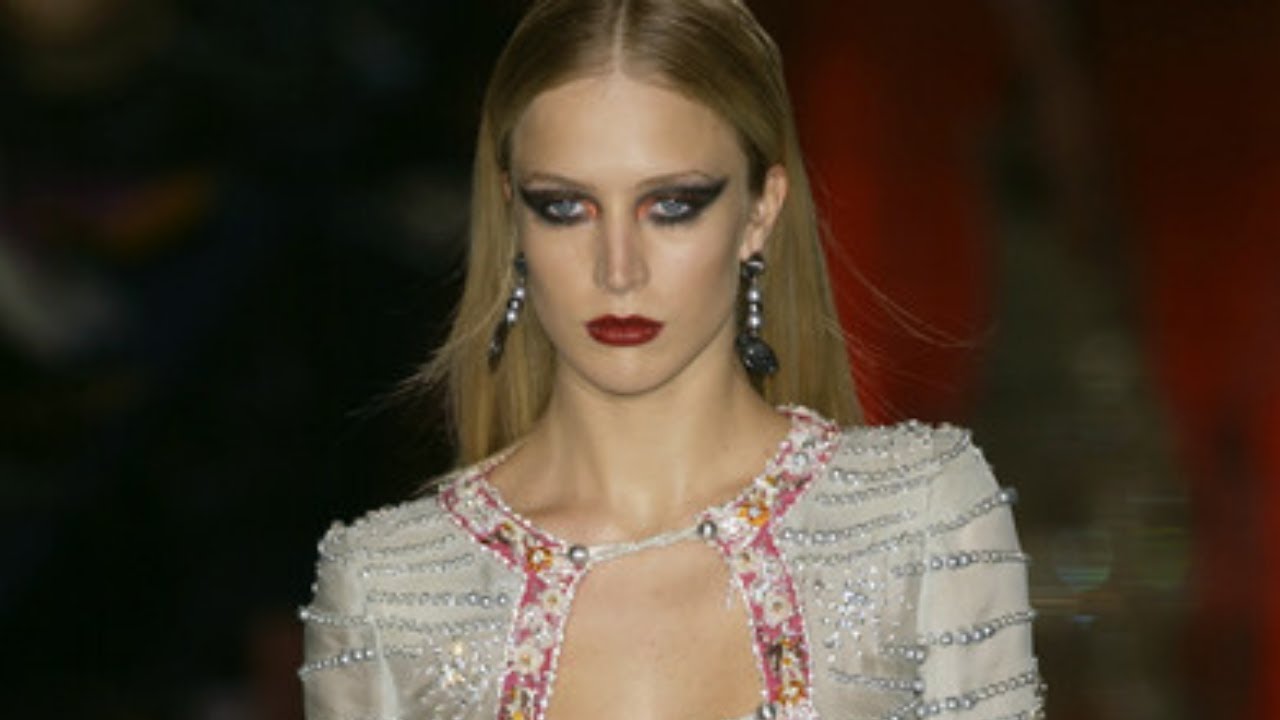 Valentino Haute Couture Spring/Summer 2003
