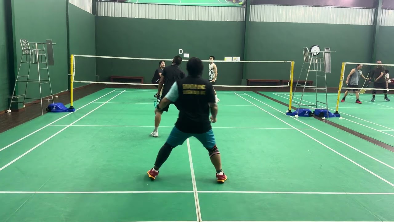 Badminton doubles sparring (Banz & Azrol Vs Wen & Gabriel)