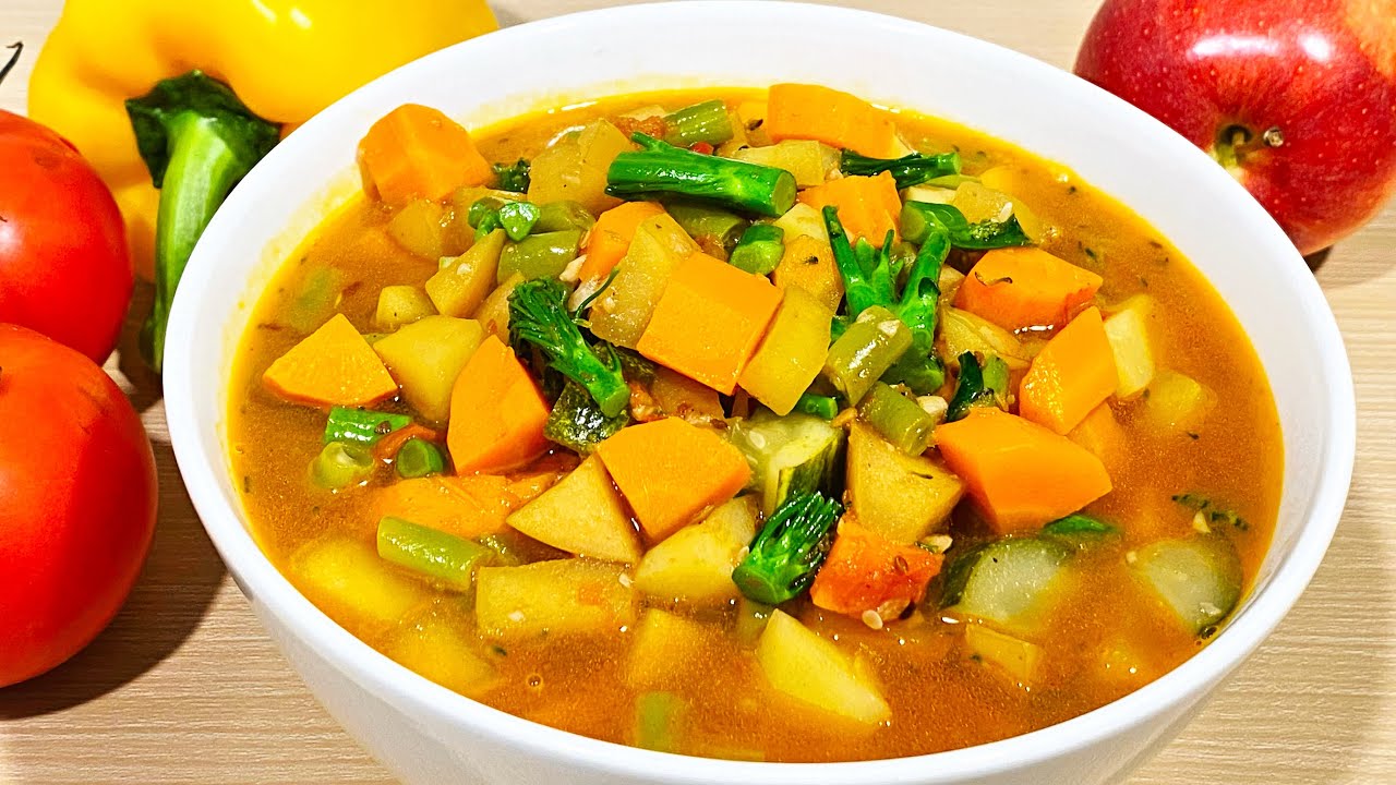Diese Apfel-Gemüse-Suppe ist köstlich, meine Kinder lieben sie, und das Rezept ist sehr einfach.