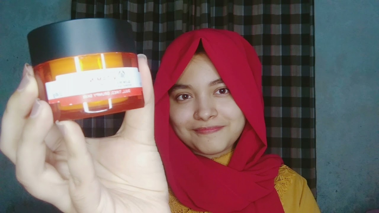 THE BODY SHOP VITAMIN C GLOW BOOSTING MOISTURISER REVIEW | Does it work on Oily skin?| Beauty Flossy