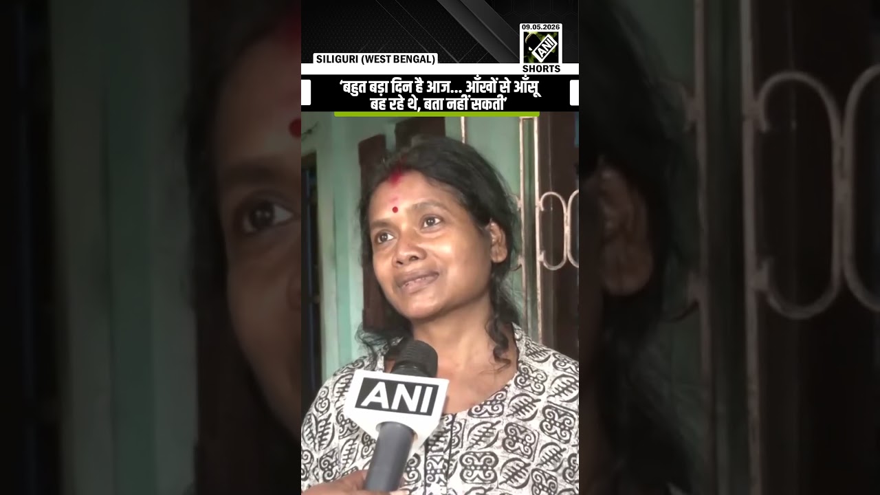 Makhanlal Sarkar&rsquo;s daughter-in-law gets emotional as PM Modi honours veteran BJP worker