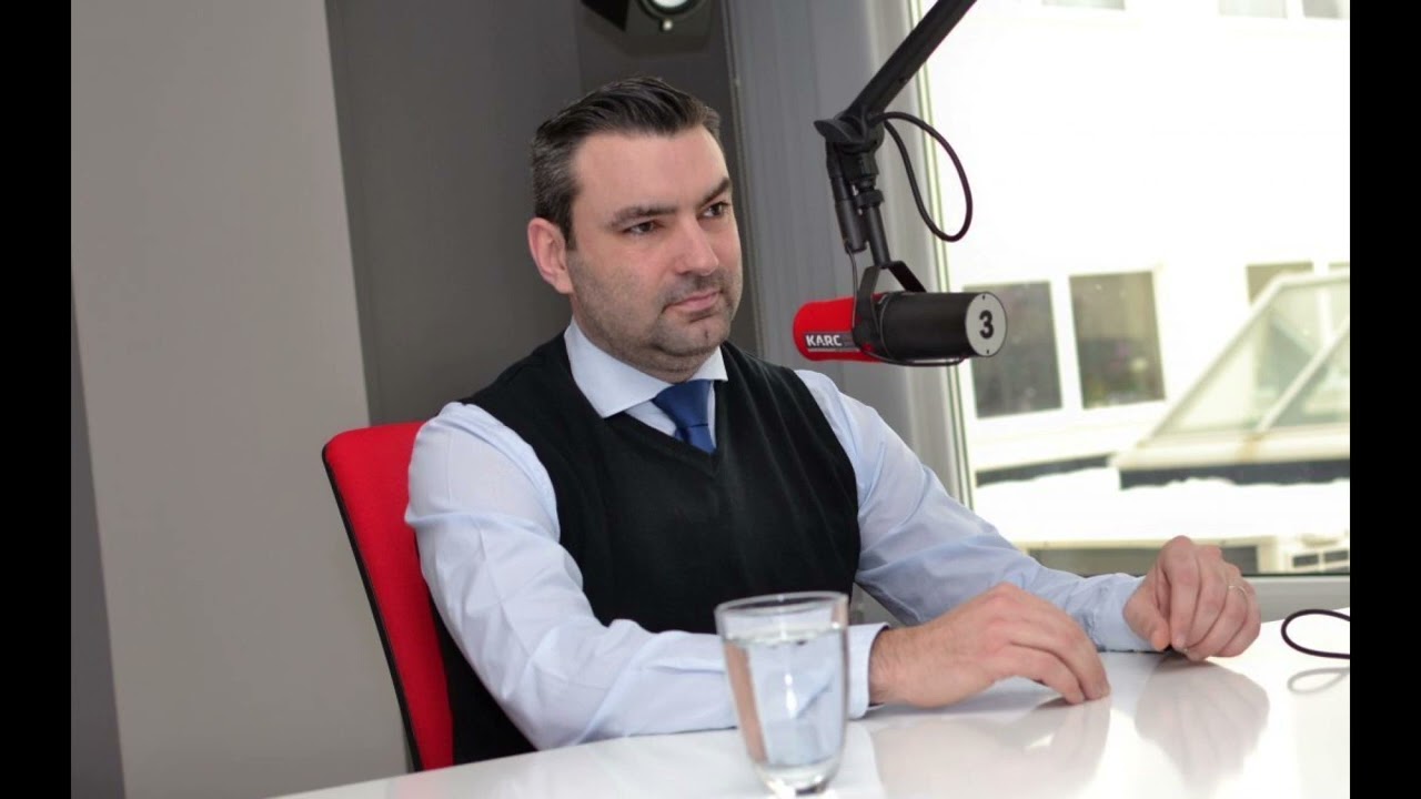 Sz&aacute;mad&oacute; - A t&ouml;rt&eacute;nelem foly&aacute;s&aacute;t m&eacute;g a k&ouml;zt&aacute;rsas&aacute;gi eln&ouml;k&ouml;k sem tudj&aacute;k befoly&aacute;solni - Karc FM