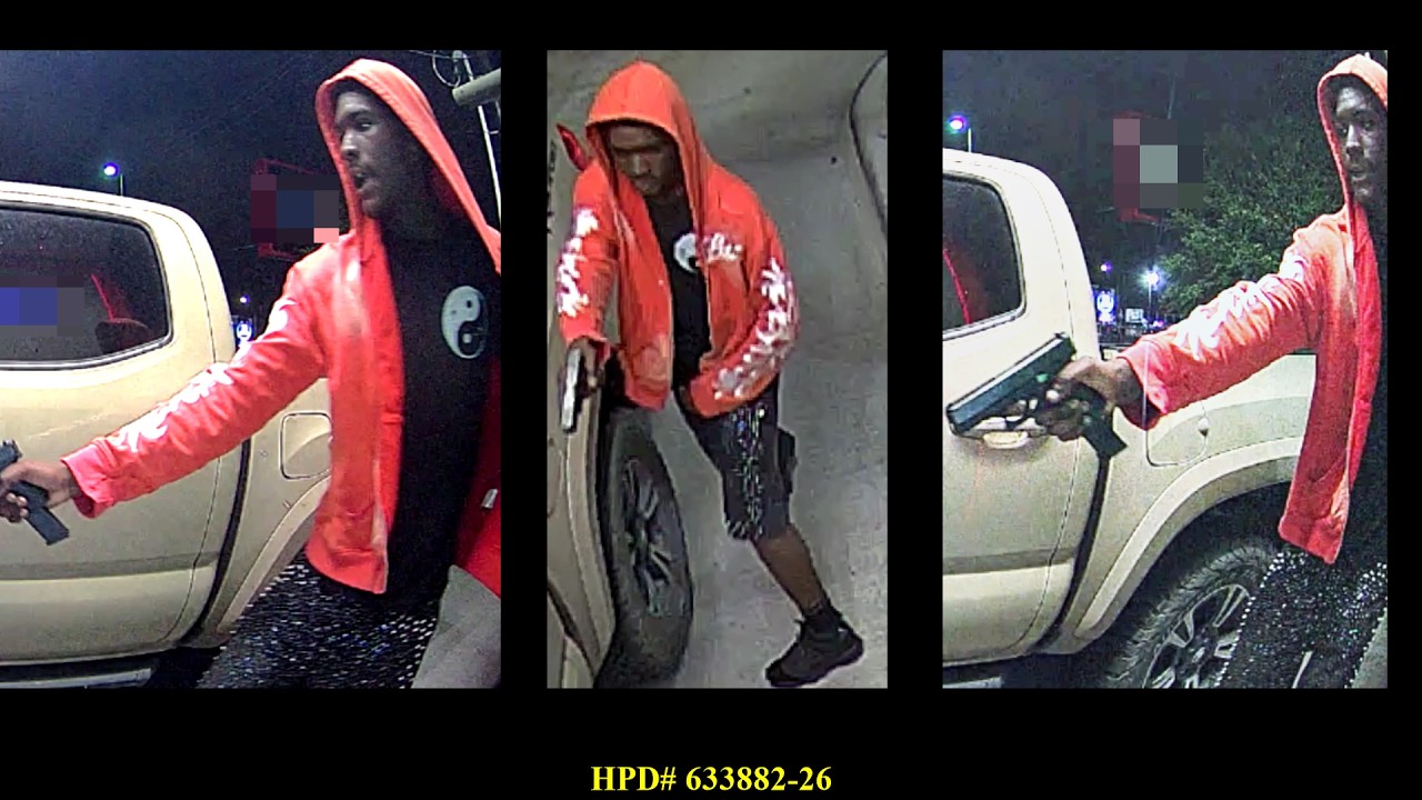 Aggravated Robbery at the 9400 block of Cullen Blvd. Houston PD #633882-26