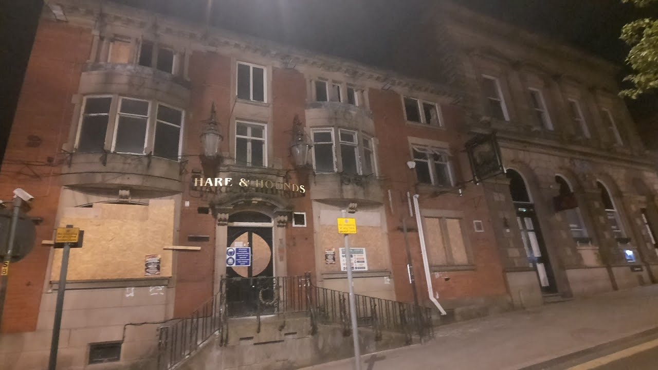Abandoned Hare & Hounds Pub Oldham Abandoned Places