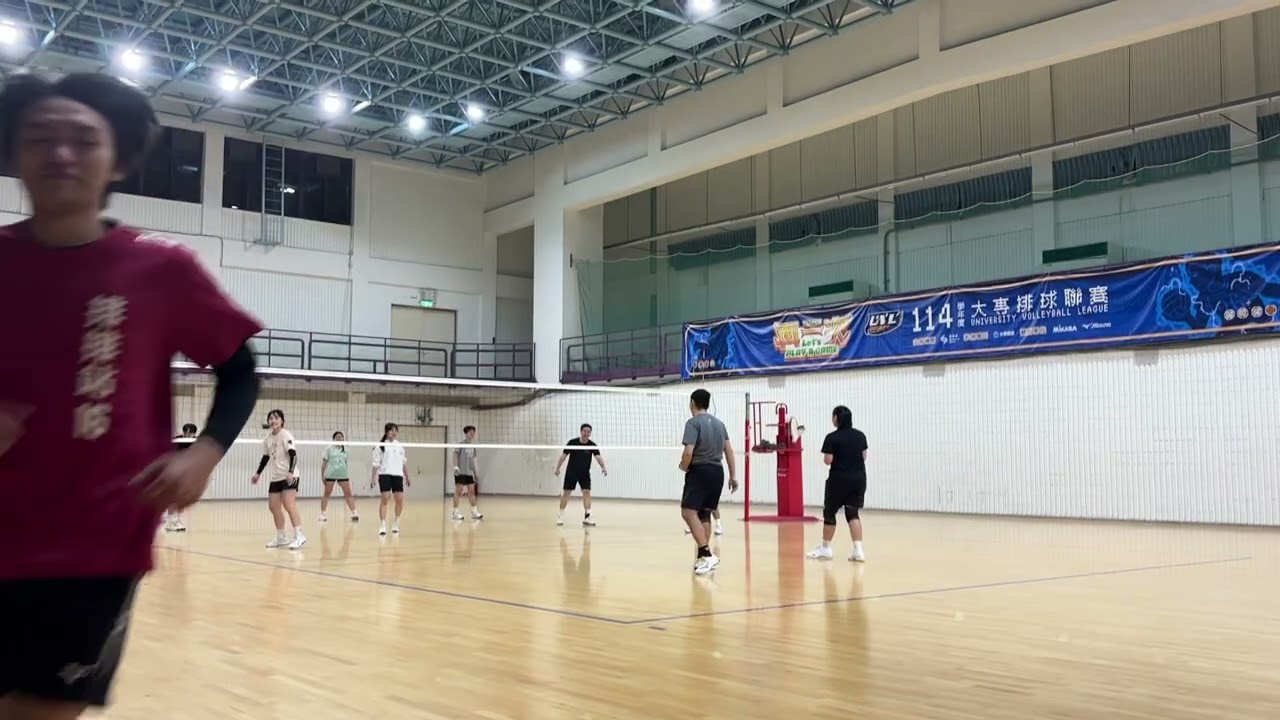 2/1 中央內場 8
