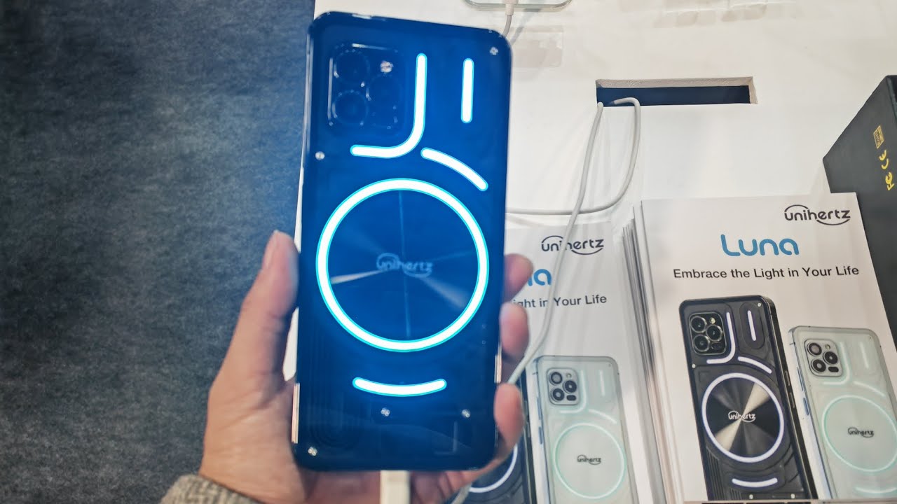 #Unihertz Luna Quick Hand On In MWC2023