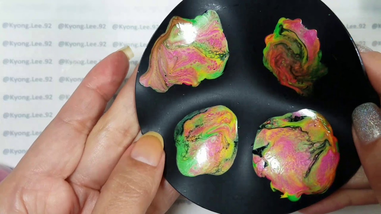 Fluid Art For Nails Tutorial
