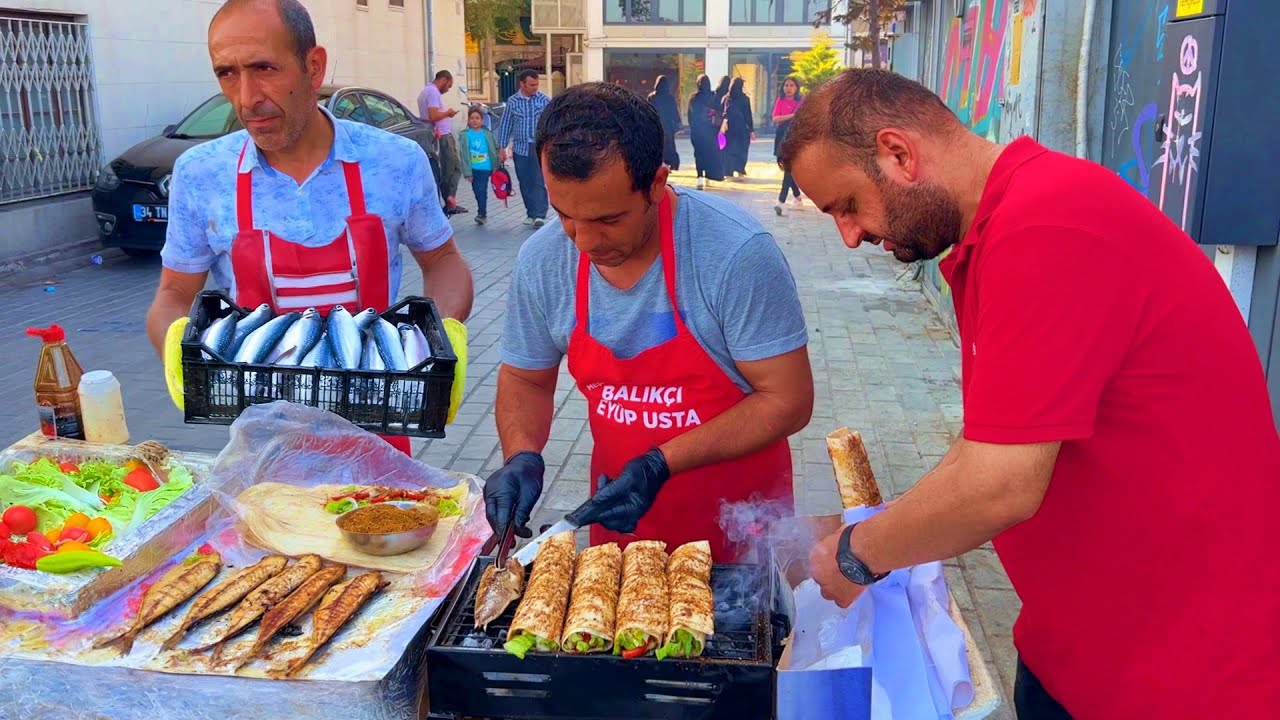 These people are selling food they cook on the streets to make ends meet - Only Street Vendors