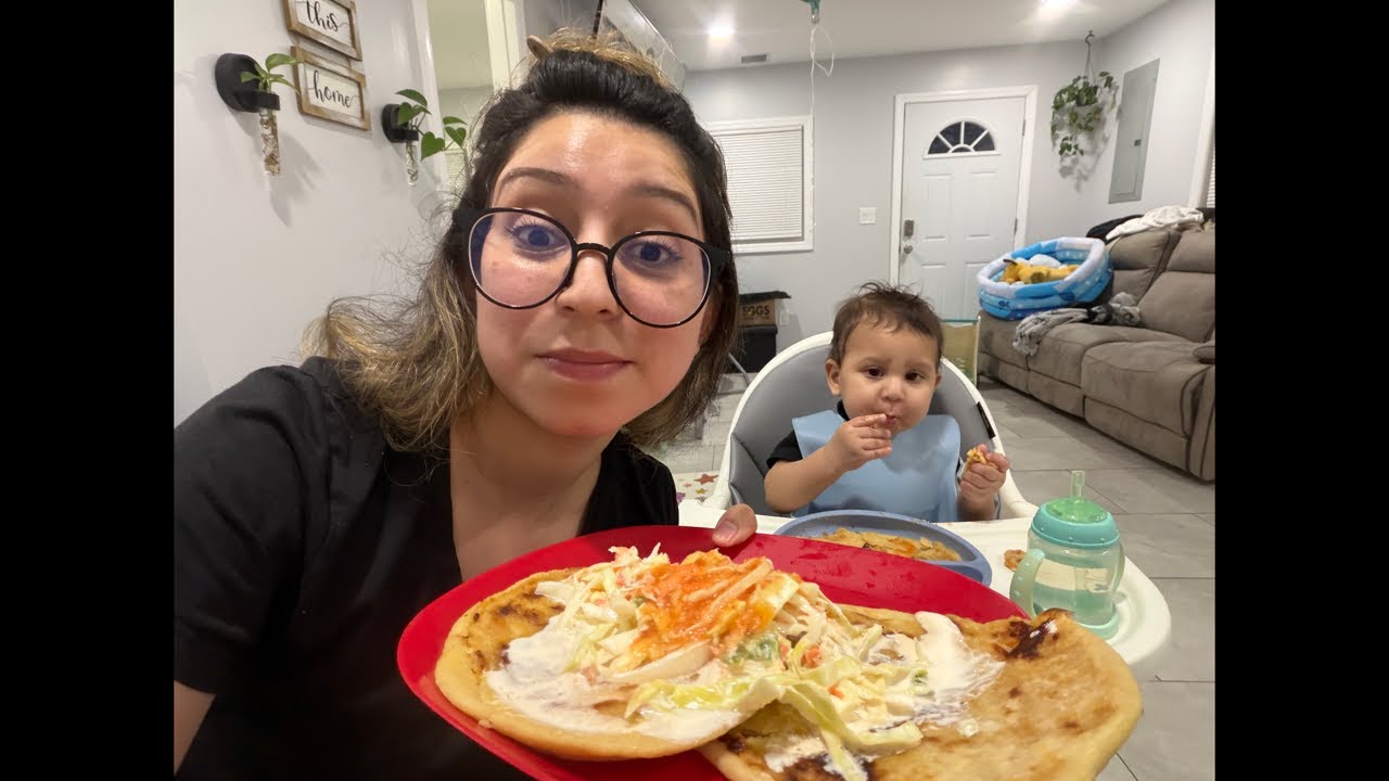 Leilanuky está en vivo 🔴 ESTAMOS CENANDO PUPUSAS