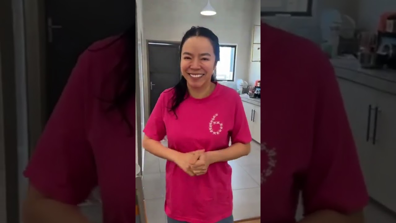 小米没得吃火窝，哭闹要出去走走......