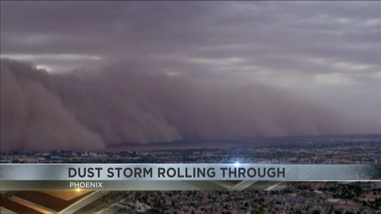 Massive dust storm disrupts flights at Phoenix Sky Harbor Airport