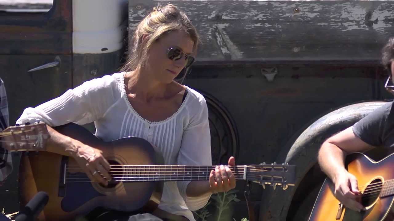 Martha Scanlan | "Abilene" (Live at Red Ants Pants)