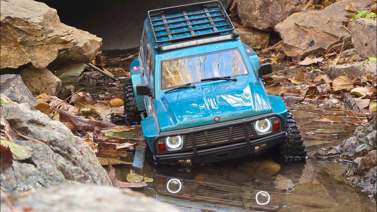 1/10 Scale YK4107 NISSAN PATROL - rock crawling