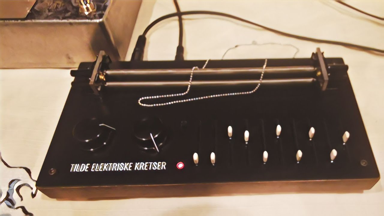 Tilde Elektriske Kretser - Fjærlett with Terverb