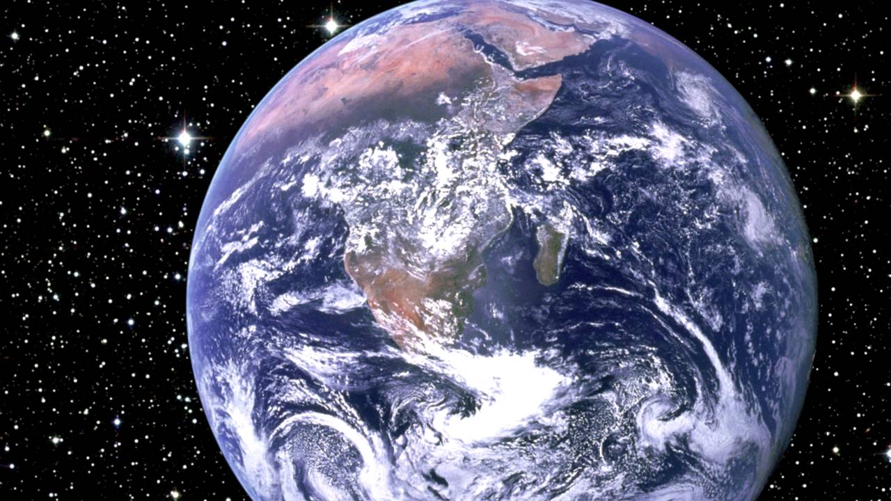How far away is it - Chapter 2 - Earth Distances (4k)