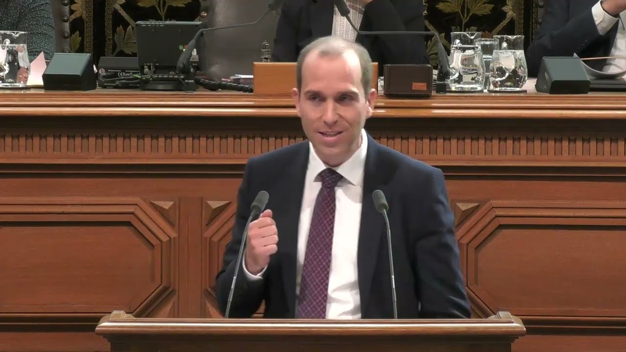 Das ist ein Armutszeugnis! SPD und Grüne planlos. Dennis Thering (CDU)