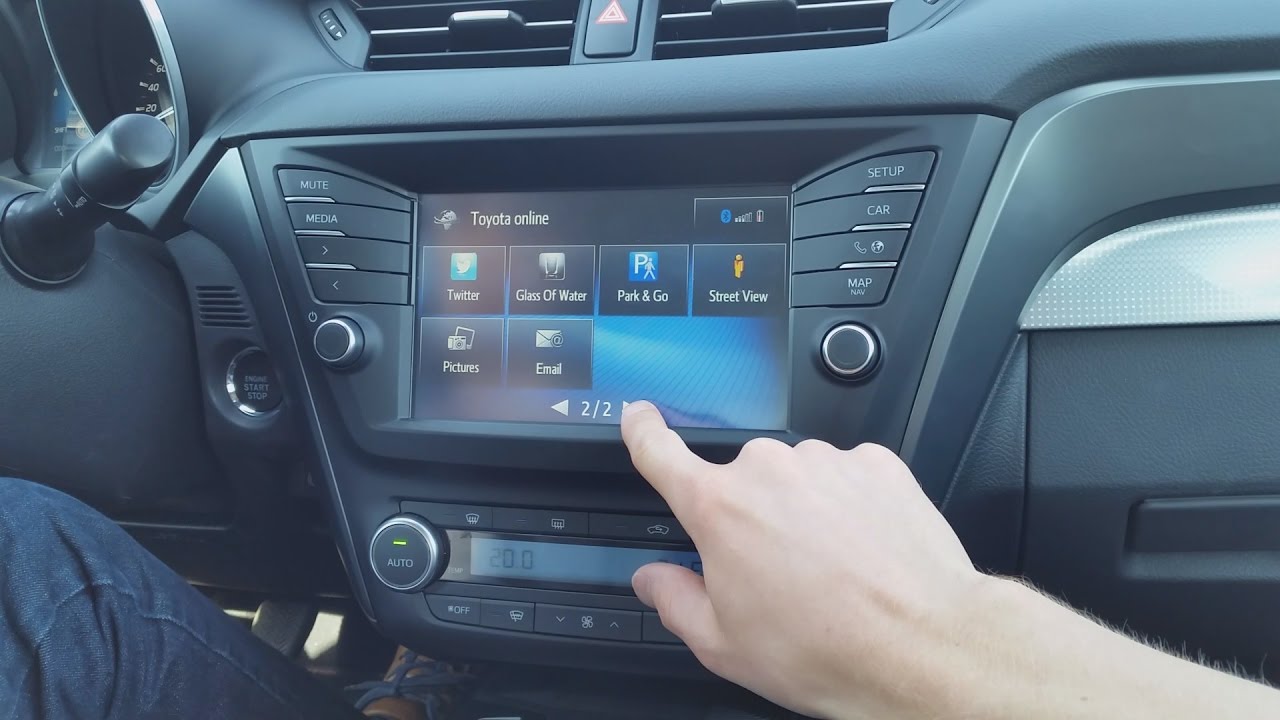Toyota Touch 2 with Go - zmagania z multimediami w Toyocie Avensis (2016)