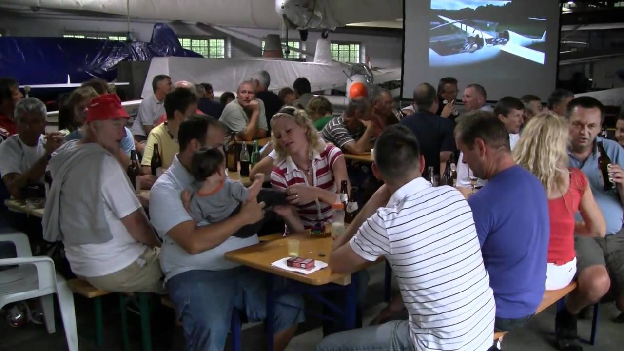Oldtimer über Micheldorf.mp4