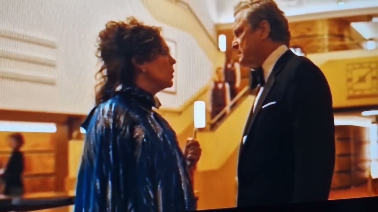 EMPIRE of LIGHT Olivia Colman Colin Firth Sarah Stewart