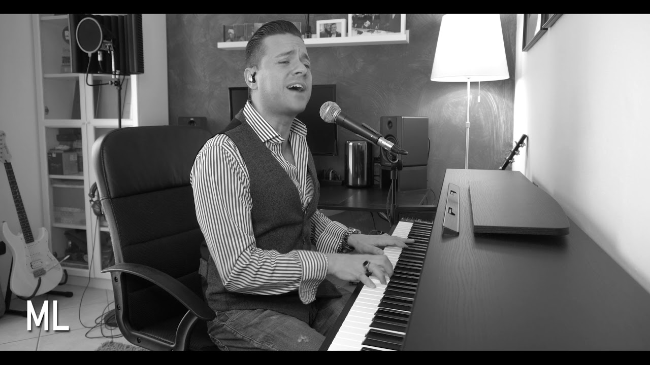 Matthew Lee plays New York State of Mind by Billy Joel