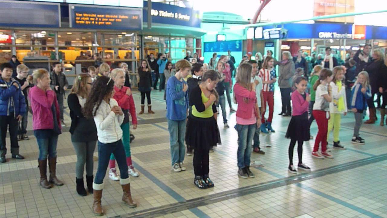 Flashmob Hallo Wereld
