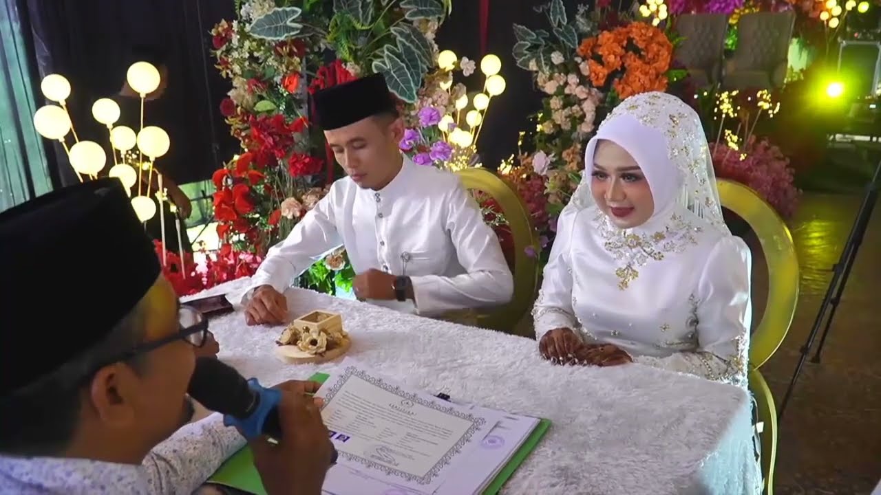 Akad nikah pernikahan Pipit dan Rudi 