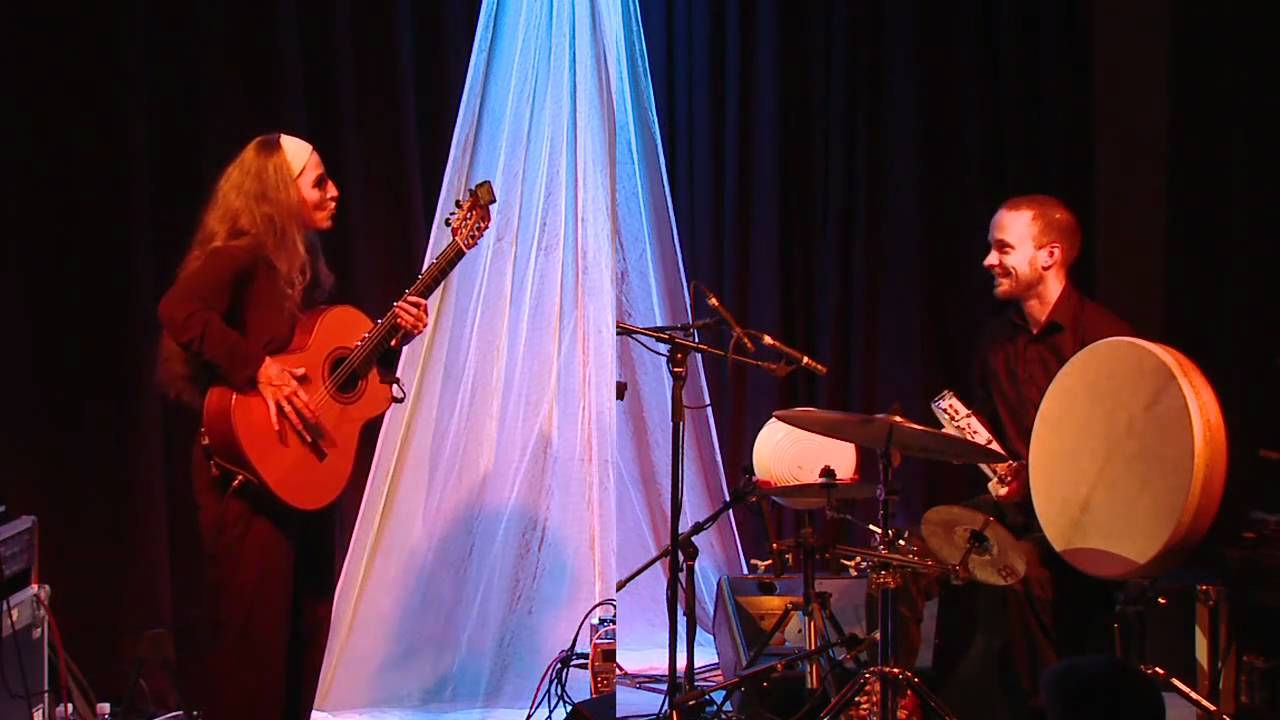 Susan Weinert Global Players - ICELAND