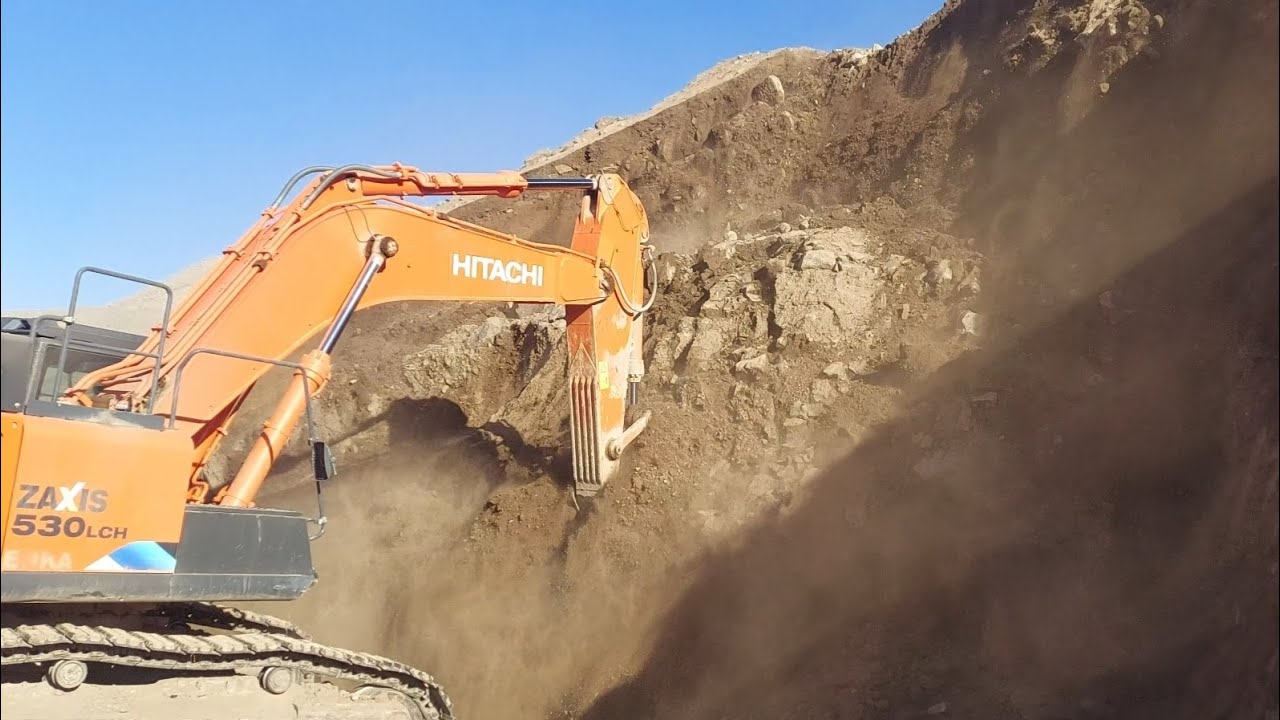 #Hitachi #530#toprak kayması