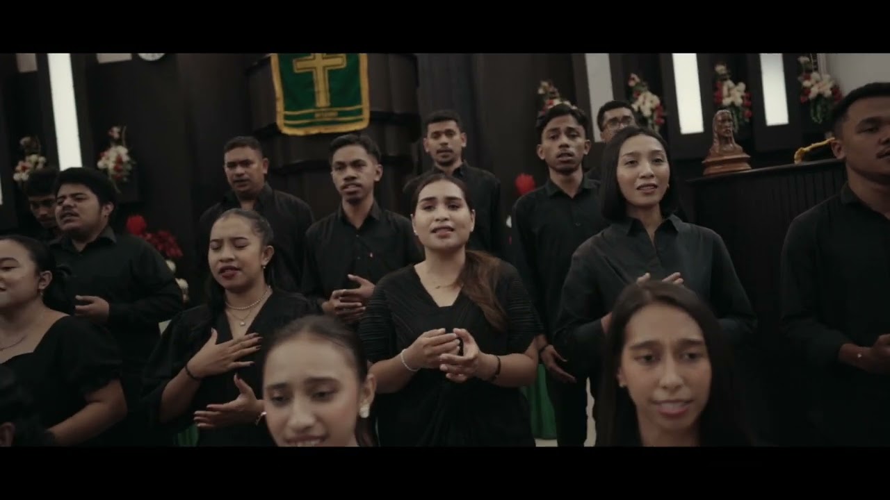 Rehoboth Youth Choir - Dangke (Cipt. Henry M. Sopaheluwakan)