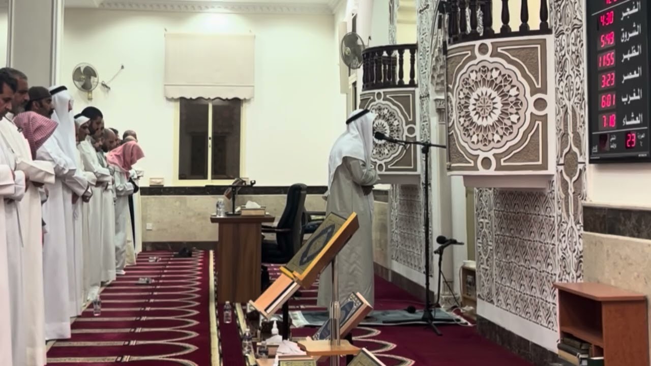 {الَّذِينَ آتَيْنَاهُمُ الْكِتَابَ يَعْرِفُونَهُ كَمَا يَعْرِفُونَ أَبْنَاءَهُمْ} . تلاوة من رمضان❤️
