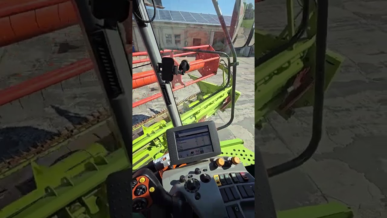 CLAAS LEXION 740 VOR Ernte beginn