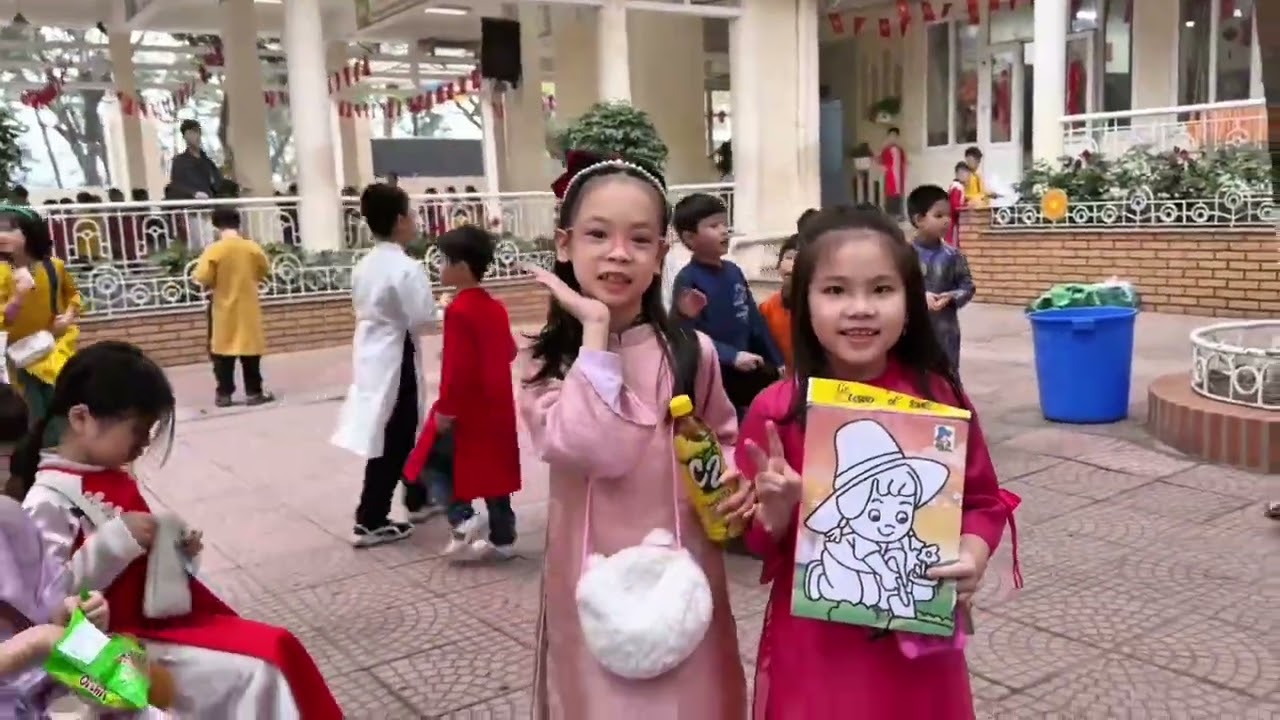 Tết lớp 2 Ry