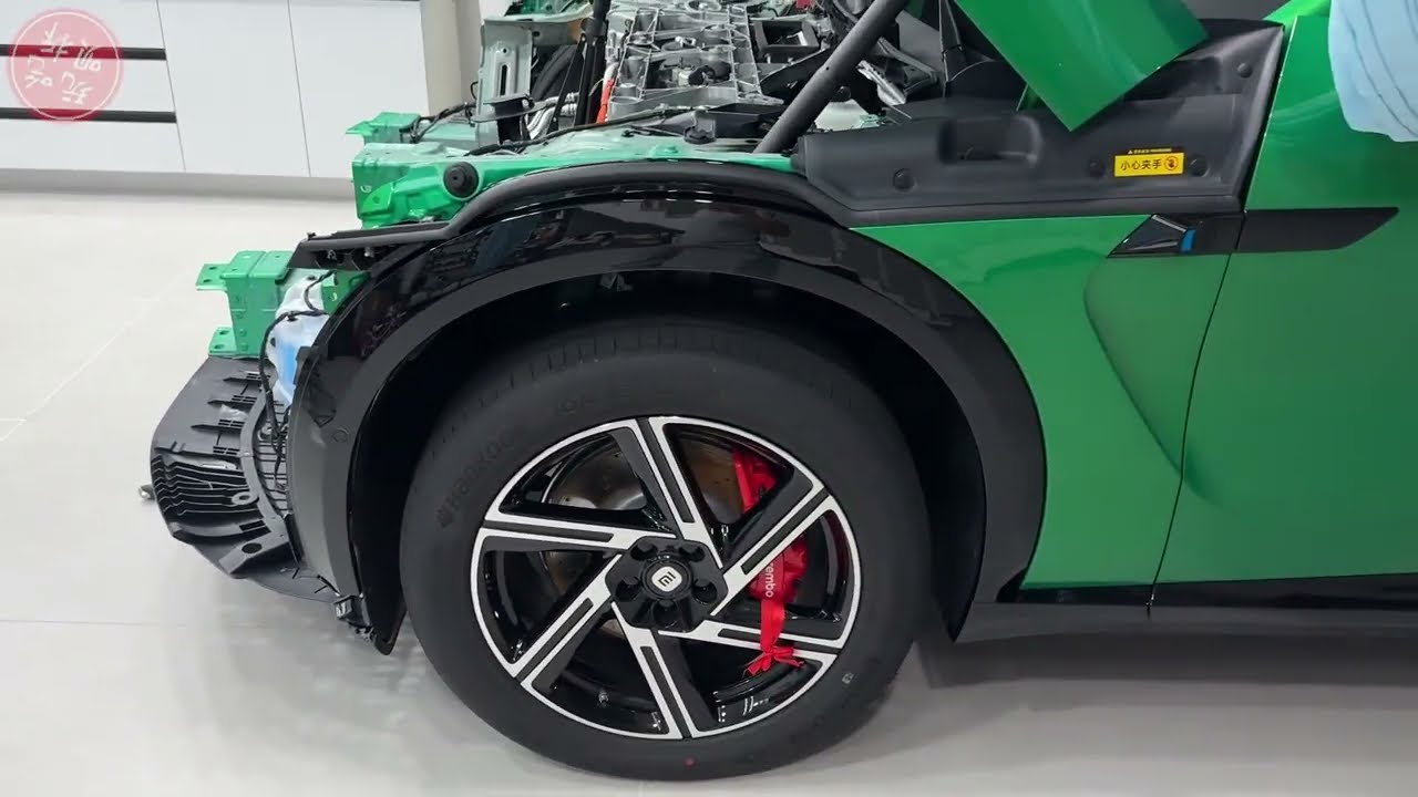 拆解小米YU7电动汽车篇——前防撞梁 大灯  Xiaomi  mi