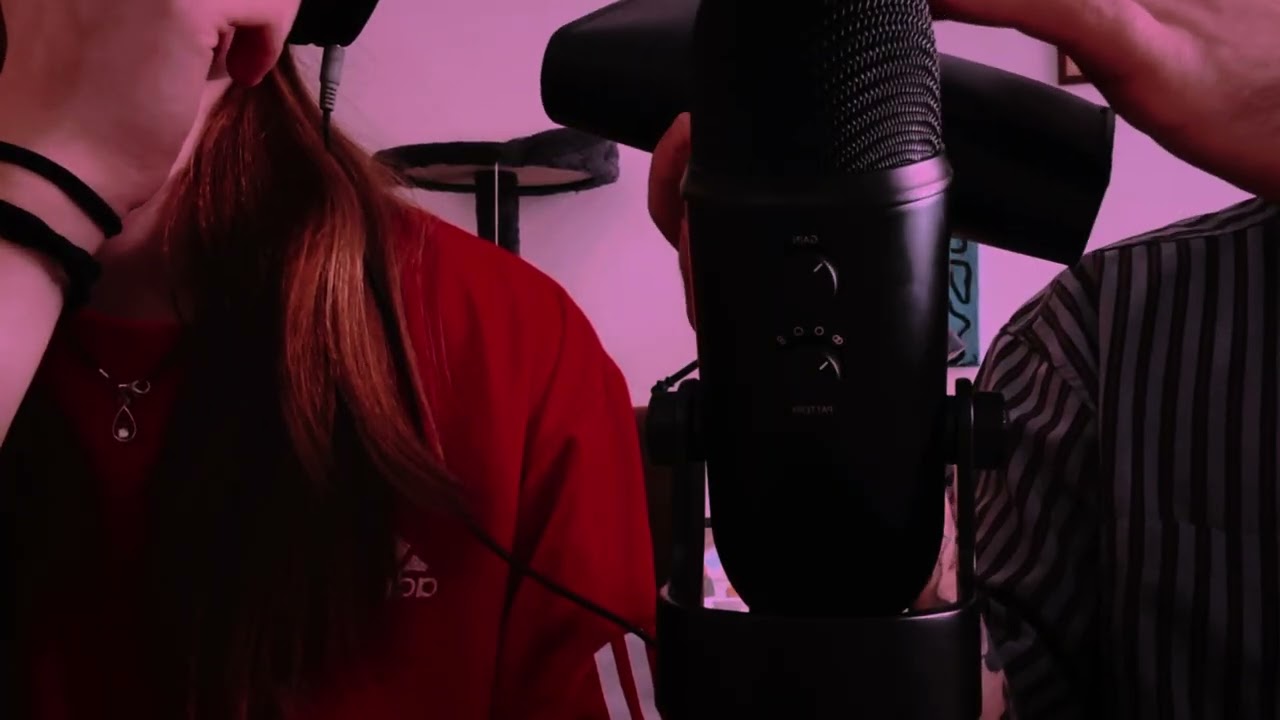 My boyfriend tries ASMR 👫